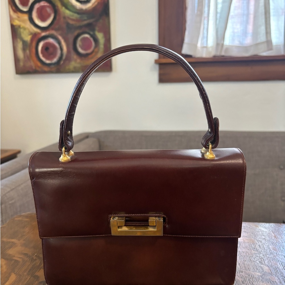 Elegant Brown Leather Handbag Vintage